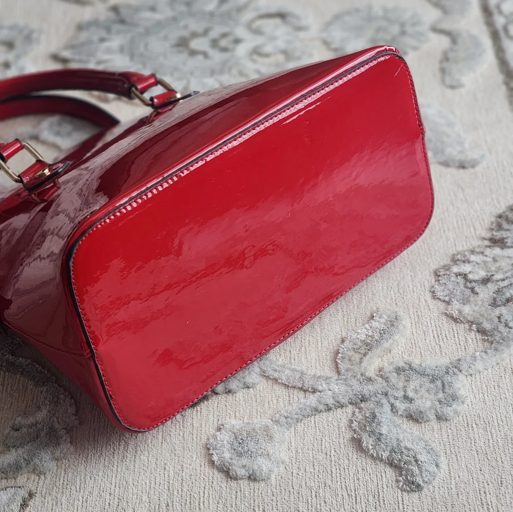 NWT Call It Spring  Glossy Red Vegan DOCTOR HANDBAG - Picture 9 of 13